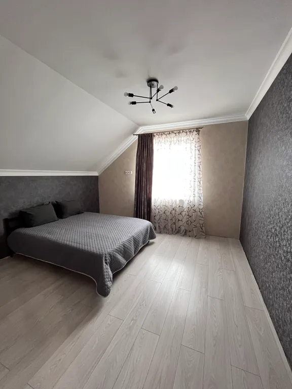 Дом с баней, джакузи и летним бассейном