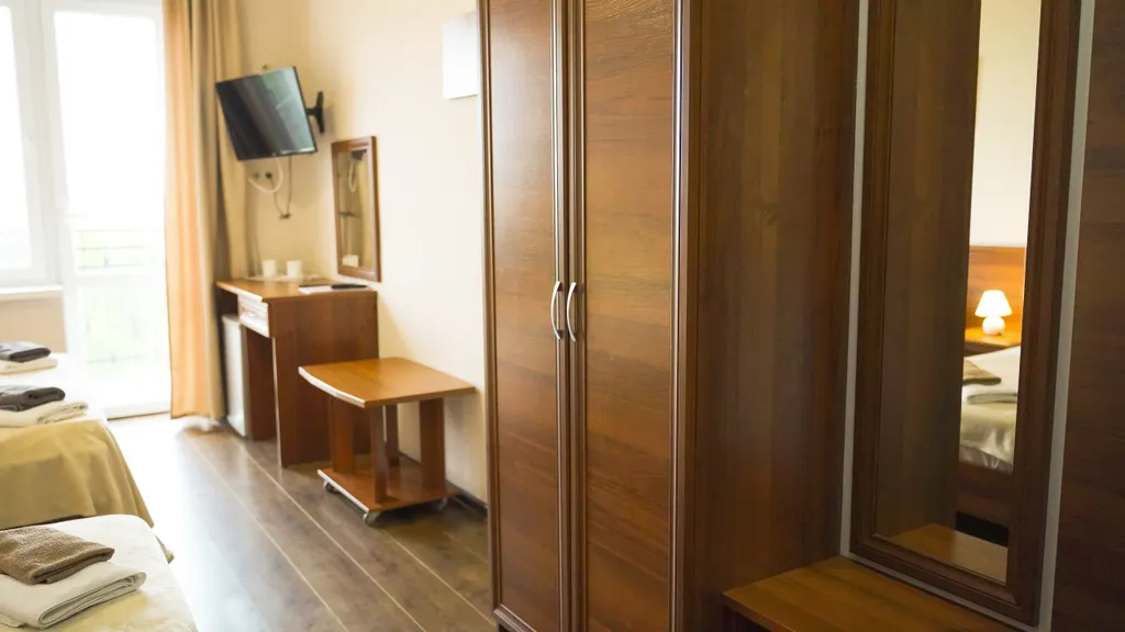 Семейный номер в отеле с бассейном, сауной и питанием