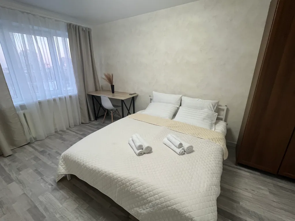 Уютная солнечная квартира с большой лоджией и видом на весь город — аренда посуточно в Волгоград