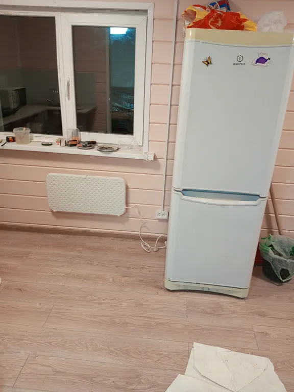 Дом рядом с озером