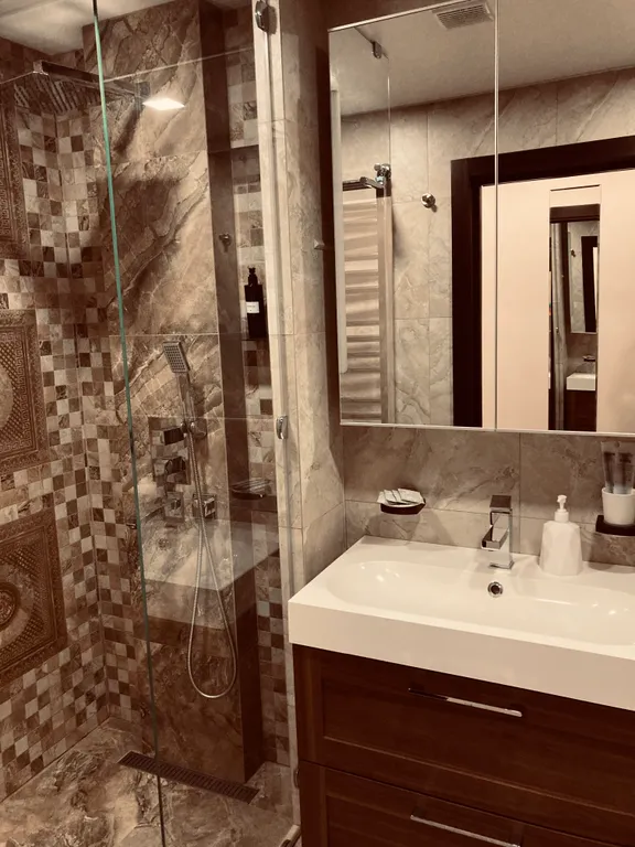 Апартаменты на уровне облаков с панорамным видом на город