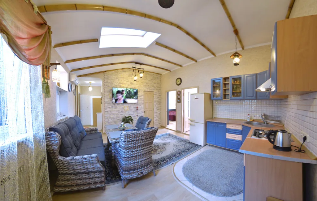 Коттедж 2-комнатный Дом — аренда посуточно в Гурзуф