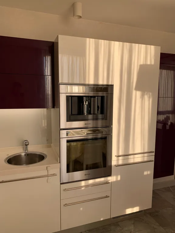 Стильная квартира с тёплыми полами в центре города