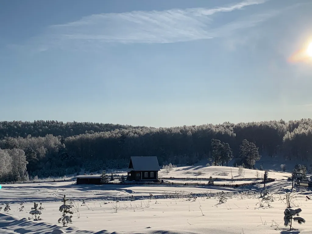 Деревенский домик с печкой и летней кухней