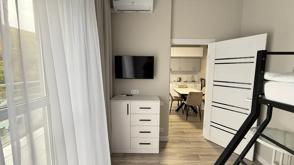 Квартира 2-комнатная Квартира — Варваровка