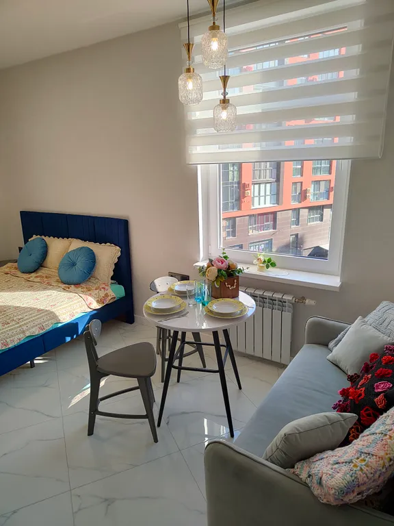 Светлая студия