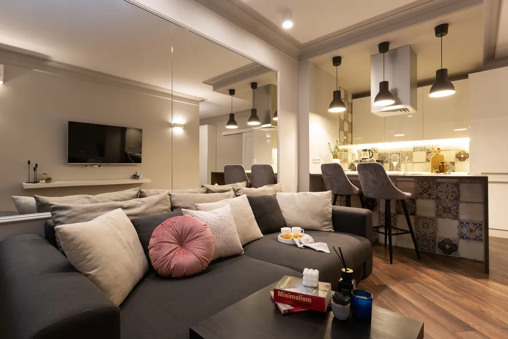 Дизайнерская евродвушка с видом на реку