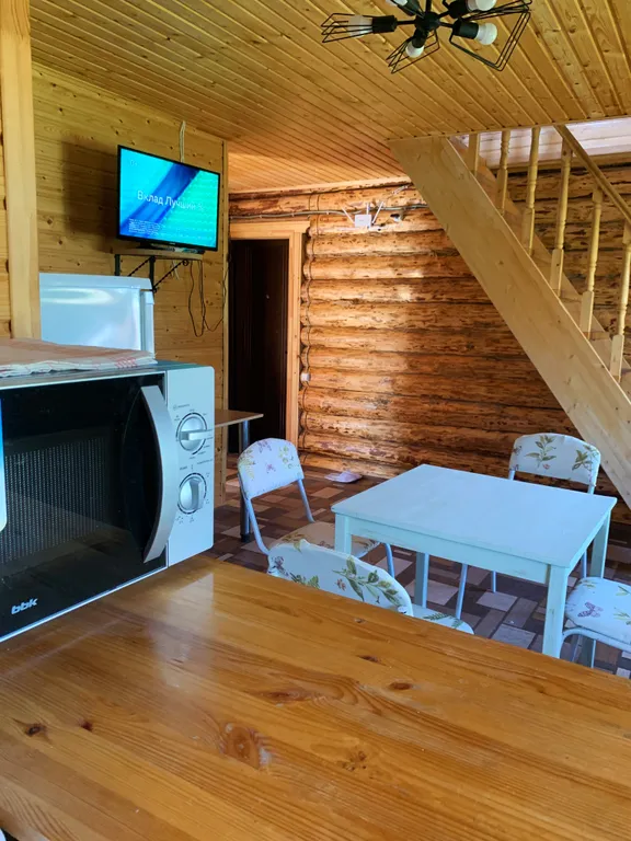 Дом на территории заповедника рядом  с озером Селигер можно с питомцем