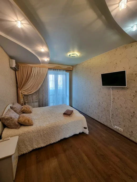 Просторная, современная евро 3-комнатная в центре города