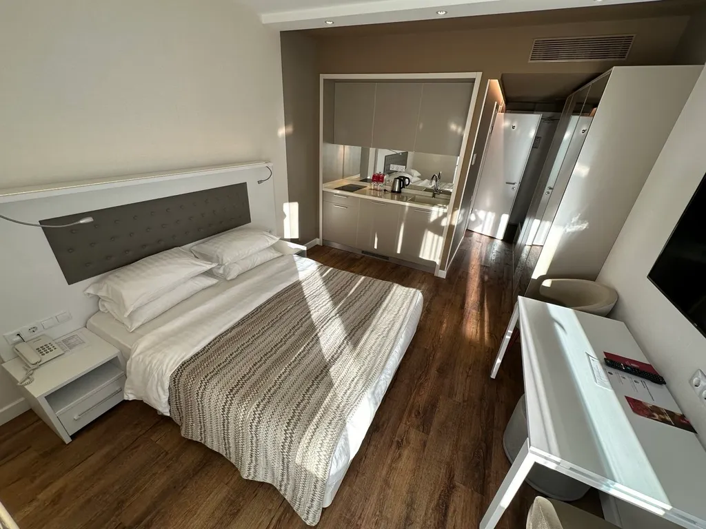 Квартира Апартаменты с видом на первой линии моря в 5* Апарт-отеле — Батуми