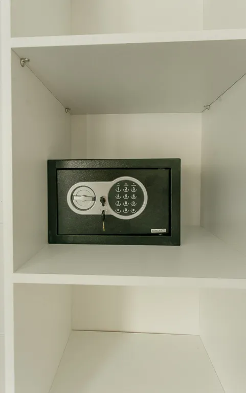 Коттедж с теплым бассейном и банным комплексом, недалеко от моря