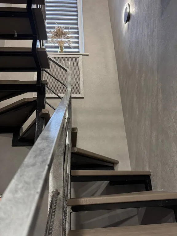 Гостевой дом с конюшней