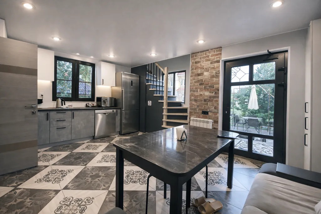 Современный домик с баней, чаном и беседкой