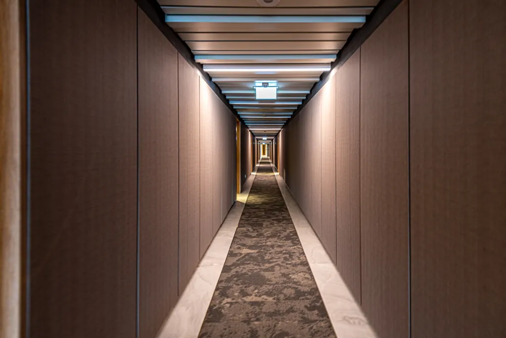 Видовые апартаменты с балконом