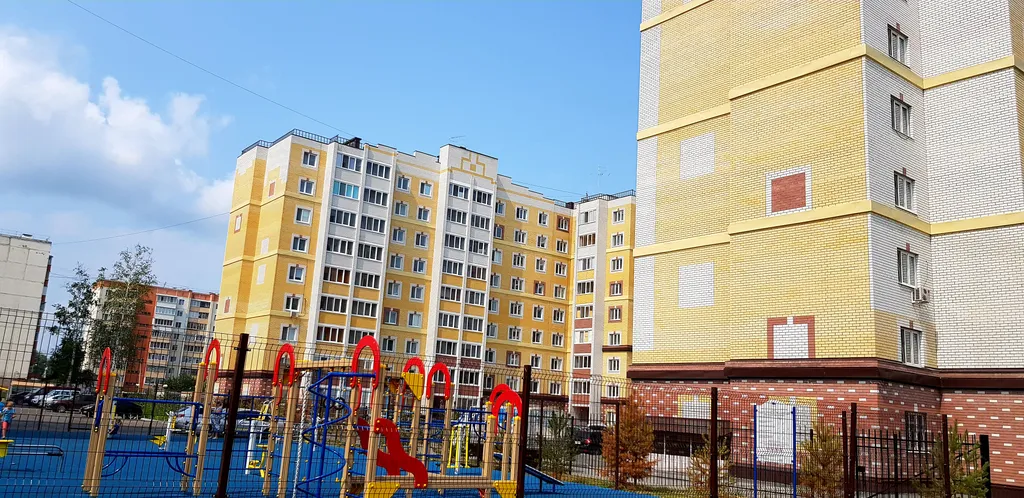 Апартаменты в новом кирпичном доме с современным ремонтом