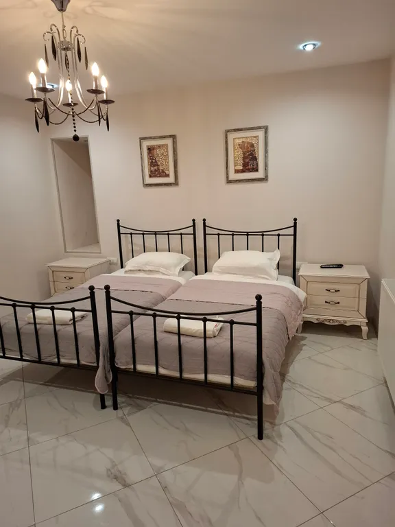 1-комнатная Квартира — аренда посуточно в Тбилиси