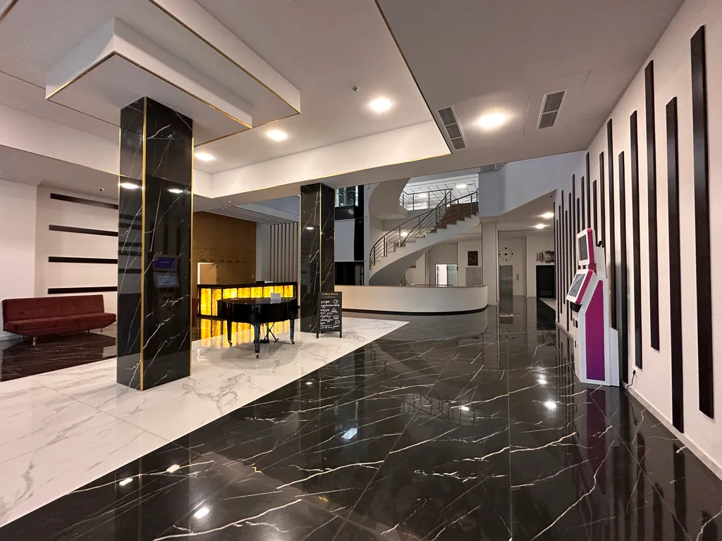 Апартамент с видом на горы и большой террасой