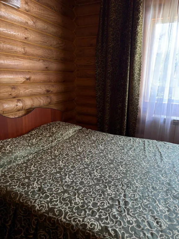 Уютный дом у озера