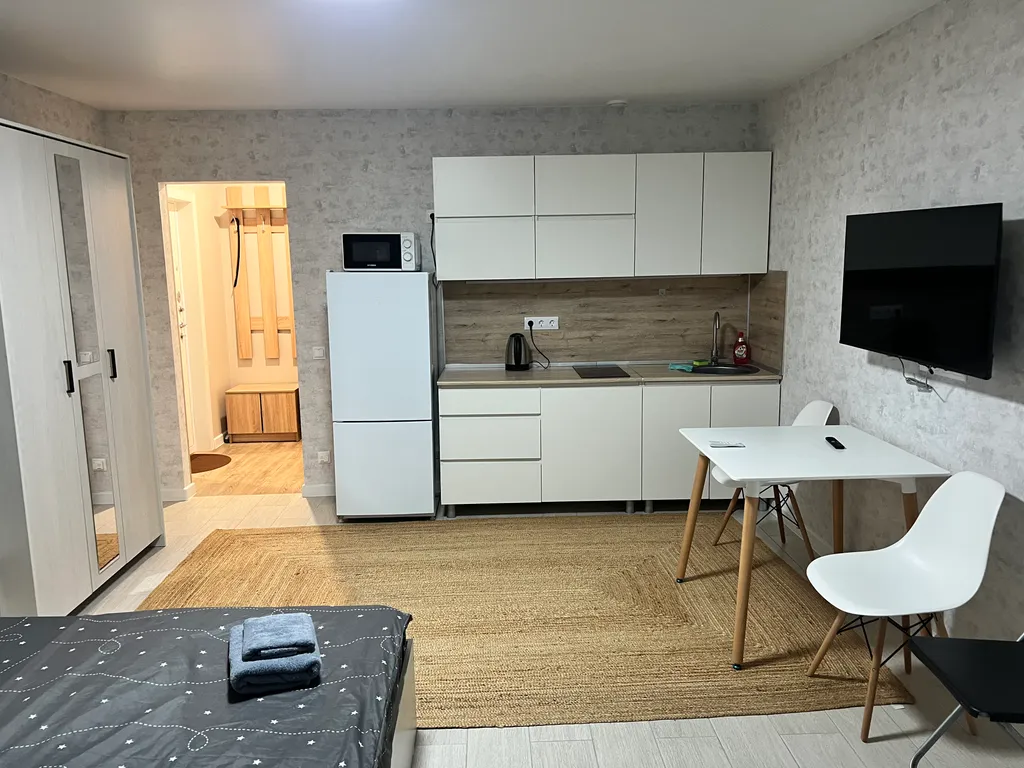 Уютная студия в микрорайоне Губернский