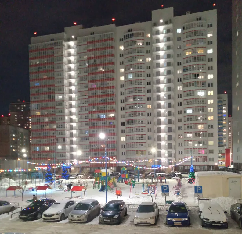 Квартира Уютная квартира на набережной у дворца спорта — Красноярск