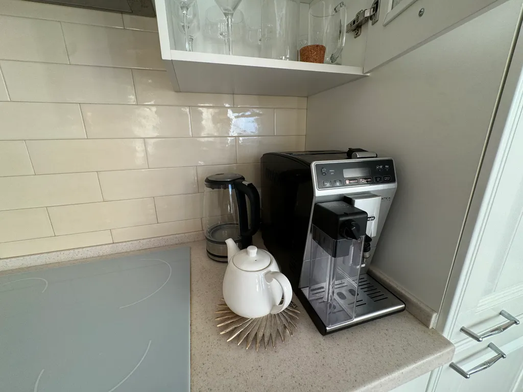 Квартира с новым ремонтом на центральной улице города