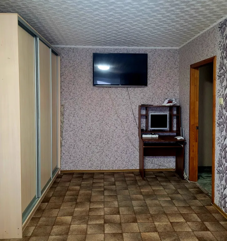 Просторная квартира в спальном районе города — аренда посуточно в Гусь-Хрустальный