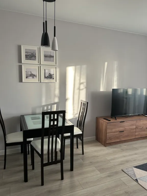 Чистота и комфорт в новой квартире центра города.