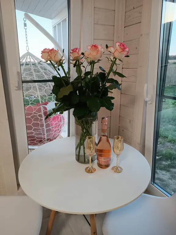 Прекрасный маленький уютный домик