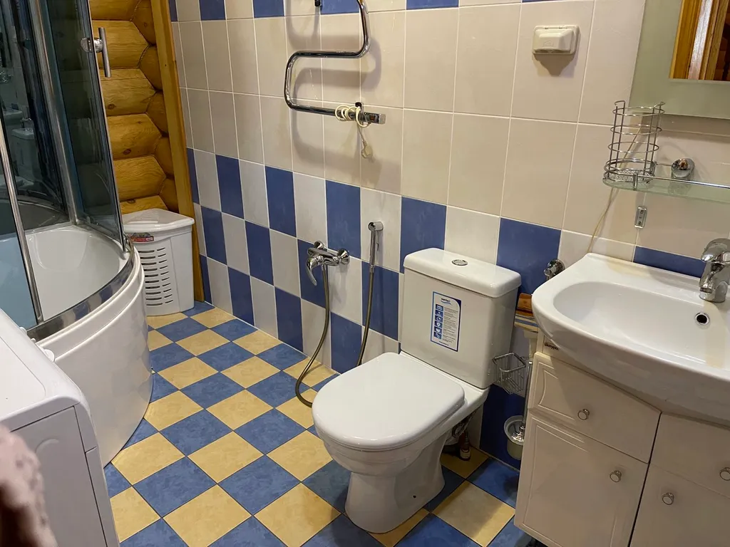 Тургоякский Теремок- дом на 1 линии с собственным выходом к озеру