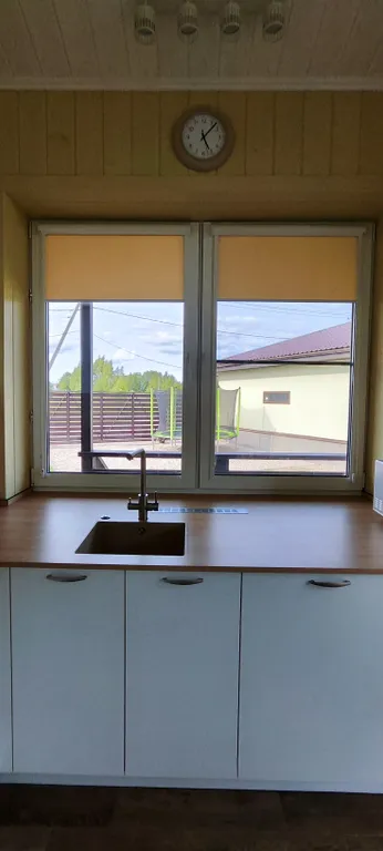 Дом с панорамными окнами в стиле Barn House