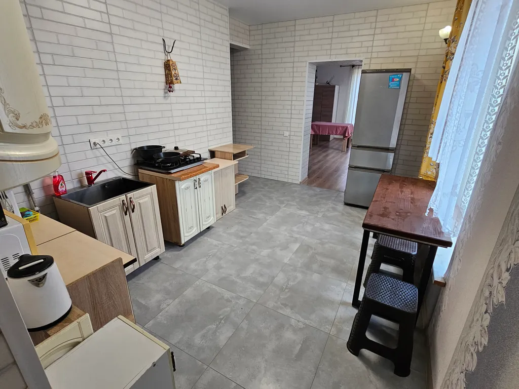 Целый этаж в частном доме в тихом районе