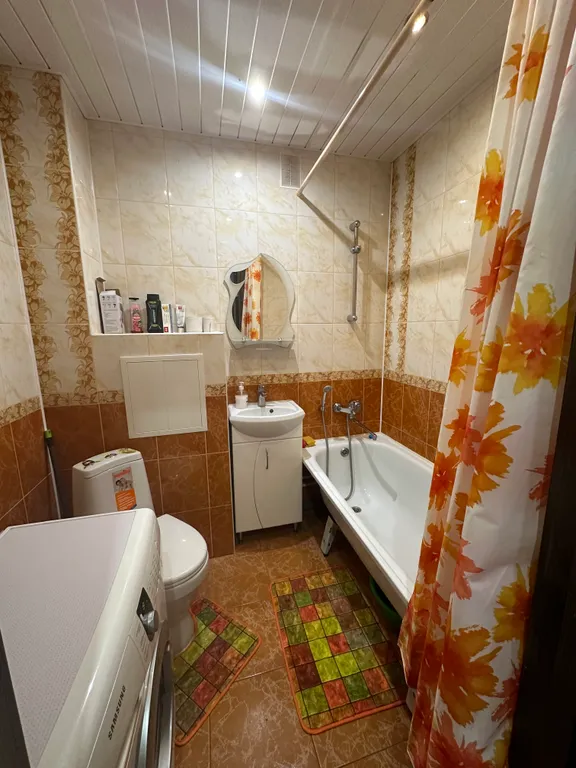 Чистая, уютная, имеется всё необходимое для проживания