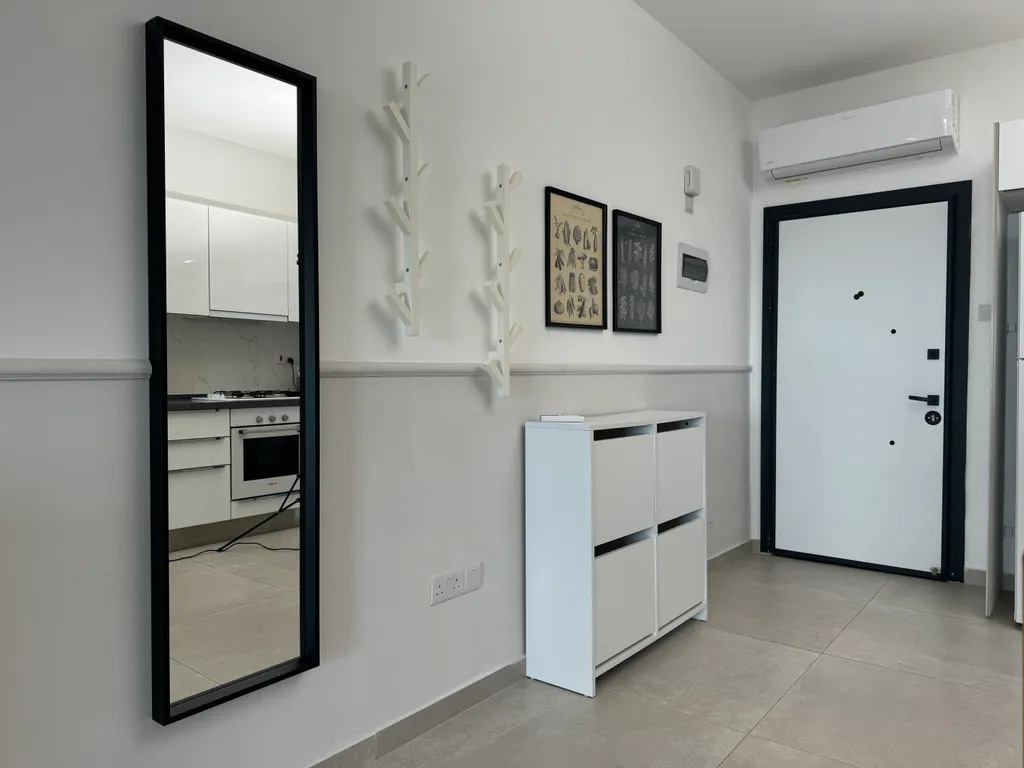 Стильные апартаменты с видом на море