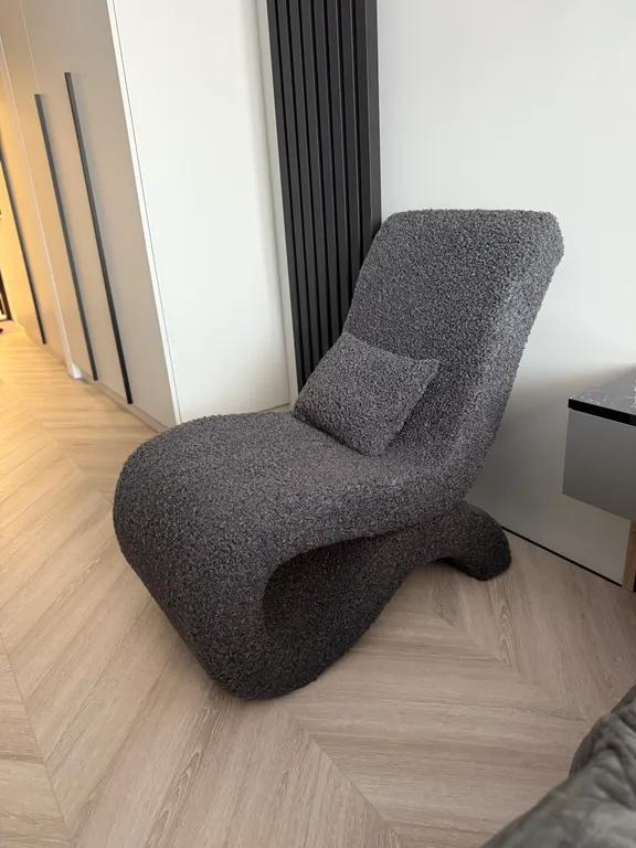 Дизайнерская студия на берегу моря