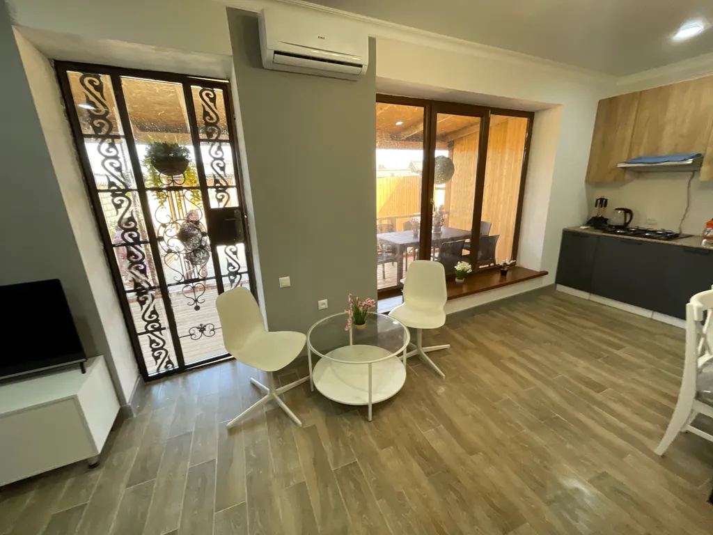 Уютный апартамент у берега моря