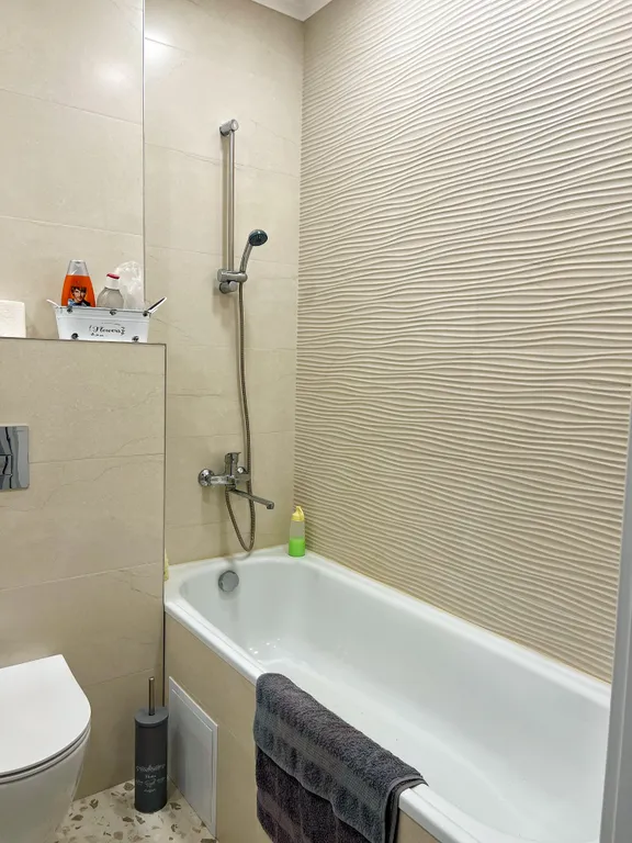 Хорошая светлая квартира с видом на море