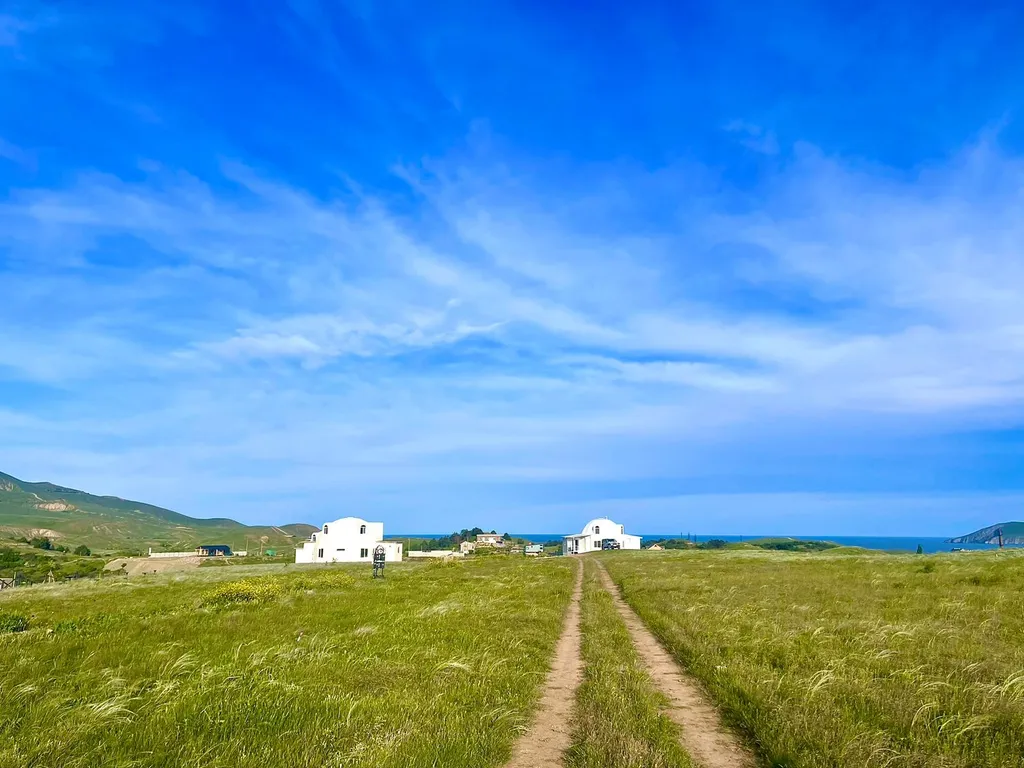 Купольный дом с видом на горы и море