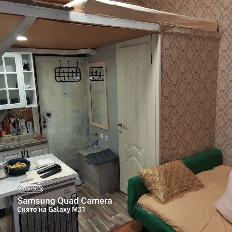 Уютная студия на 2 яруса в историческом доме, в историческом центре