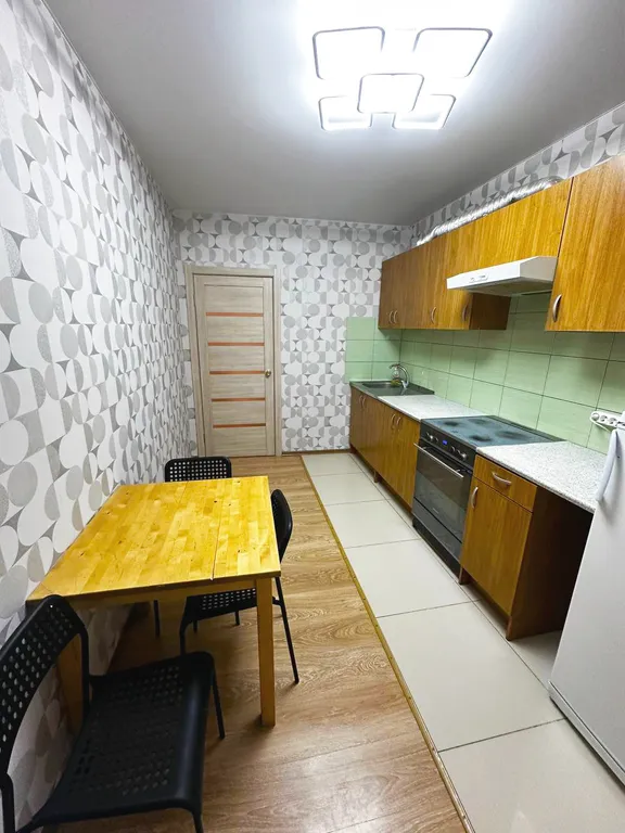 Квартира возле 7-й школы — аренда посуточно в Губкинский