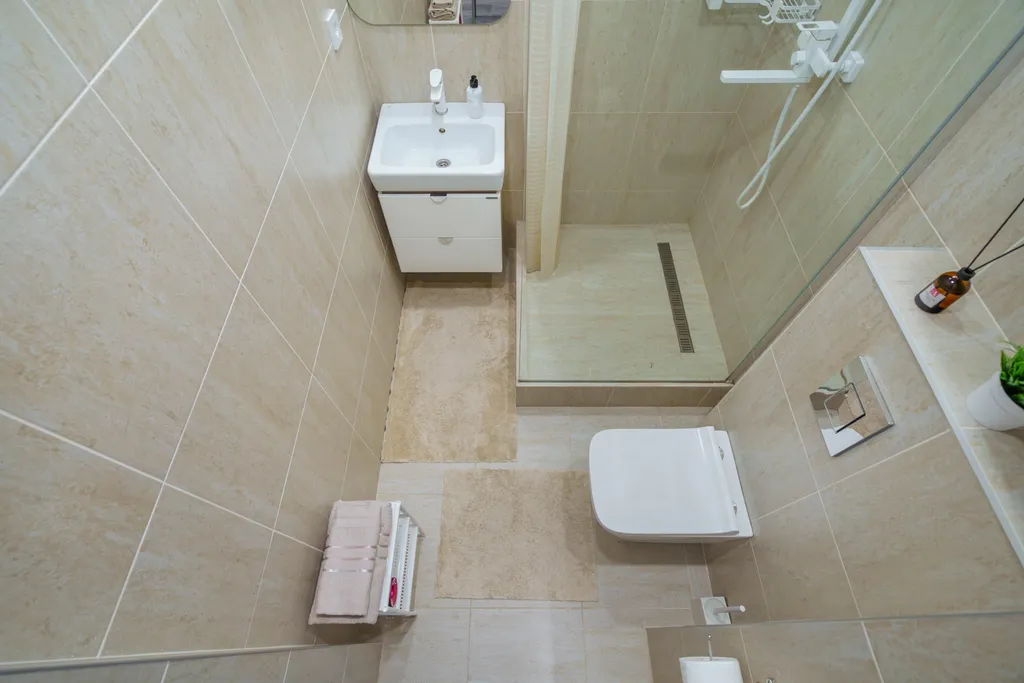 Современная квартира в центре, рядом с Новособорной площадью