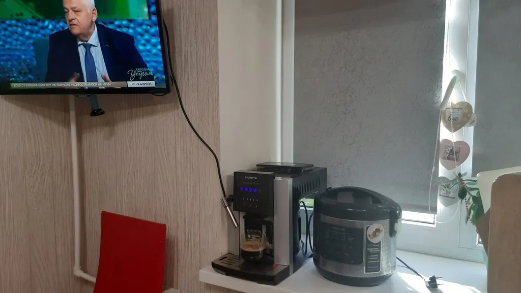 Квартира после ремонта, мебель и техника вся новая