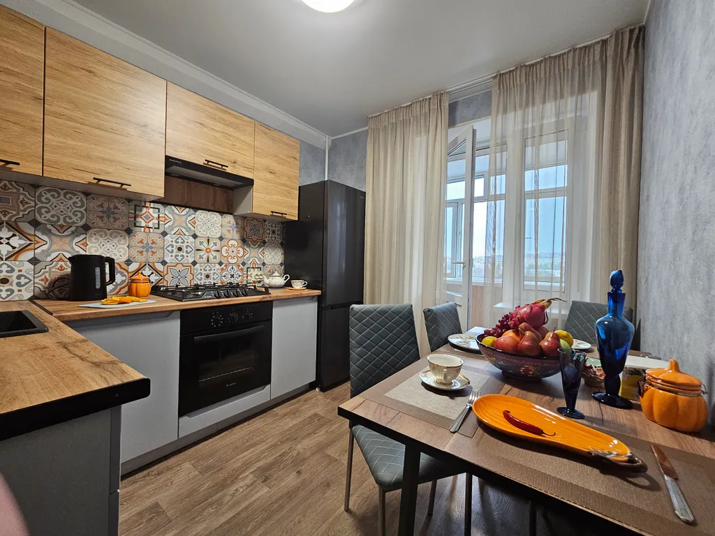 Уютная 2-комнатная квартира с видом на горы и город