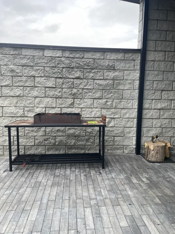 Загородный дом с бассейном