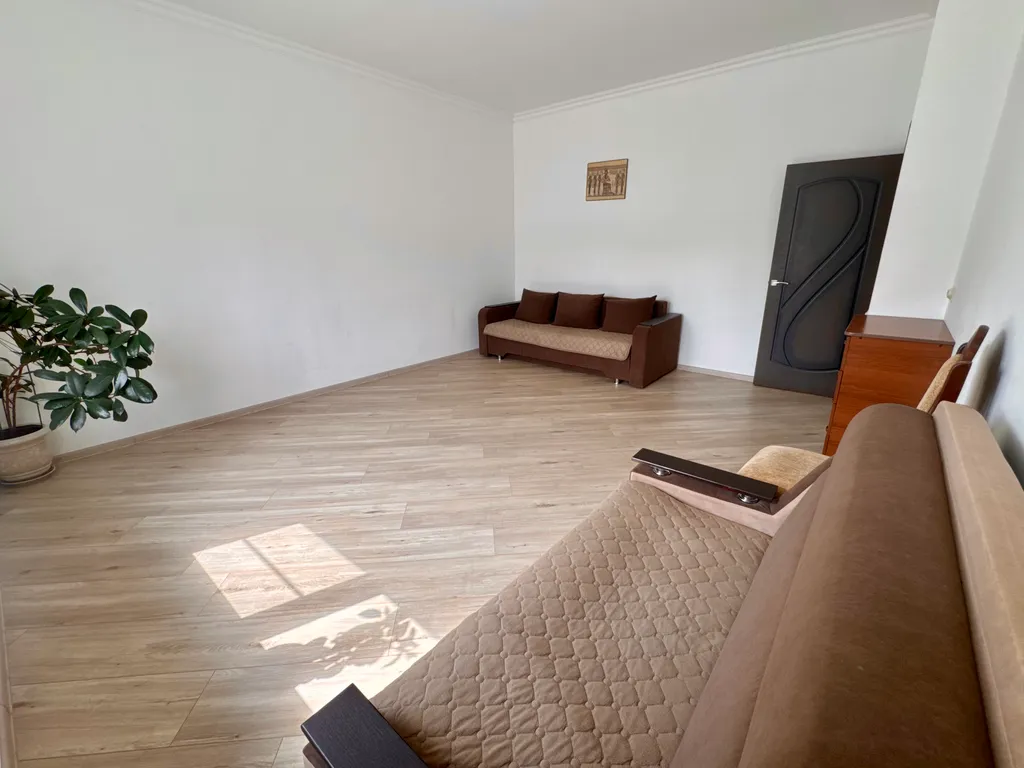 Уютный дом в черте города