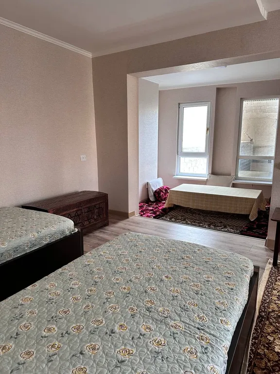 Апартамент с садом