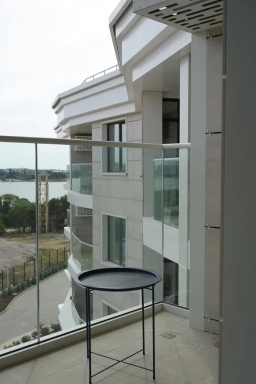 Делюкс Blue Lagoon c видом на бухту Омега