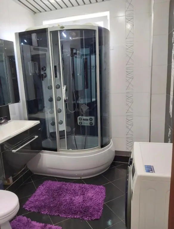 Двухуровневые апартаменты у моря