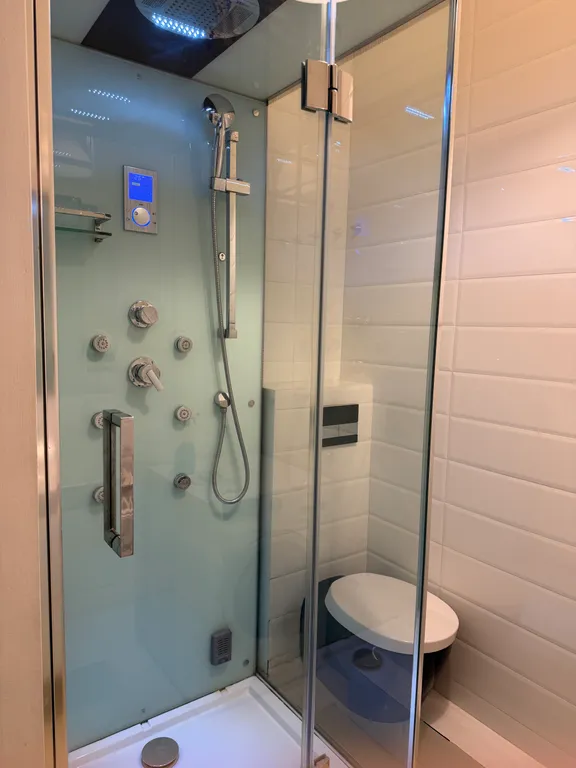 Квартира Квартира в центре с видом на набережную Москвы-реки — Москва