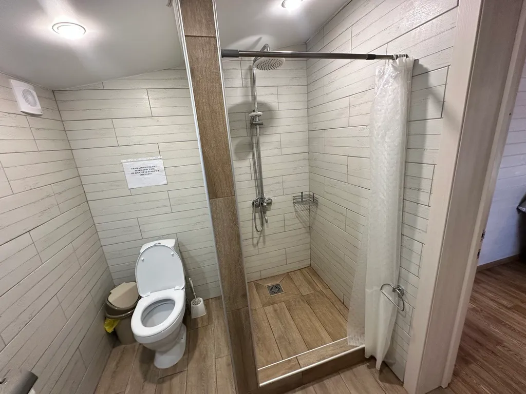 Гостевой дом в ёлках