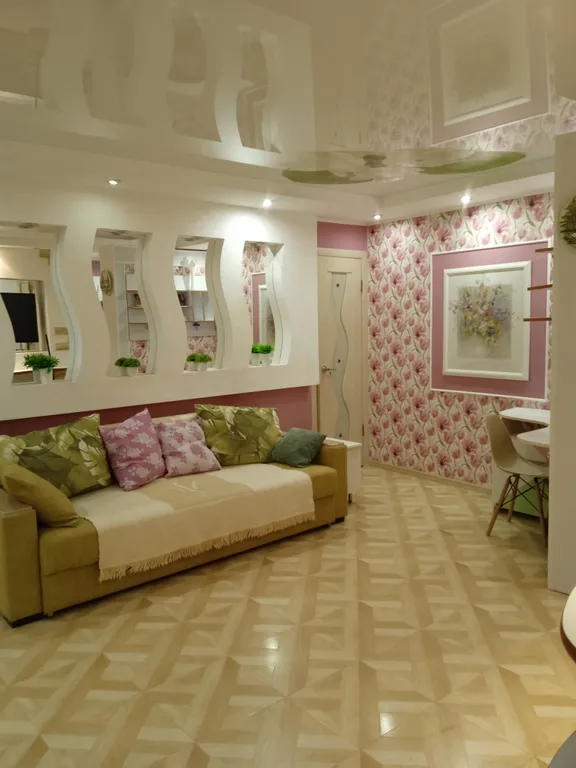 Уютная 2-хкомнатная квартира в центре города — аренда посуточно в Мончегорск